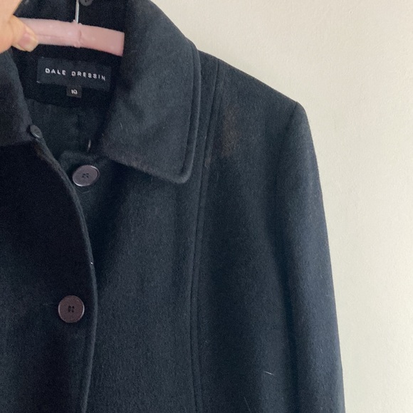 Coat - Picture 6 of 10
